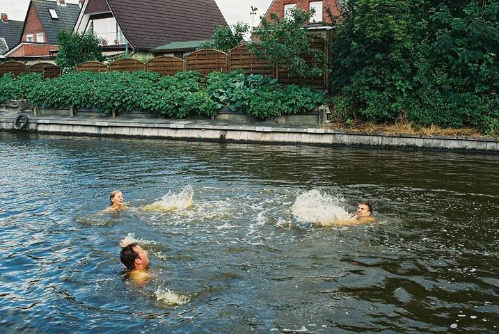 Ferienwohnung für 6 Personen, mit Garten und Terrasse, mit Haustier in Emden - 2