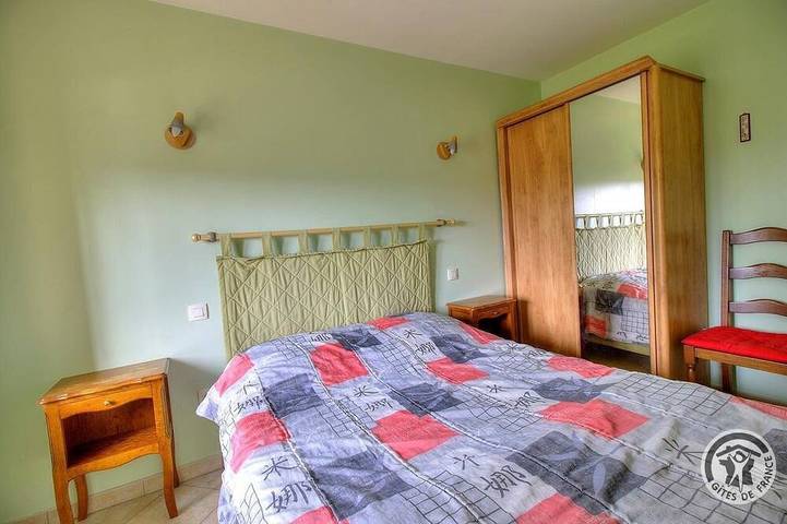 Location de vacances pour 4 personnes, avec jardin à Saint-Germain-Nuelles - 3