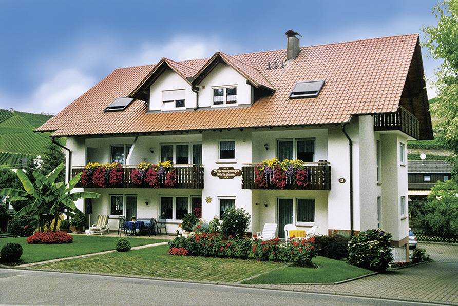 Ganze Ferienwohnung, Ferienwohnung Uhl - Ferienwohnung 1, 70qm, 1 Schlafzimmer für 2-4 Personen in Durbach, Mittlerer Schwarzwald