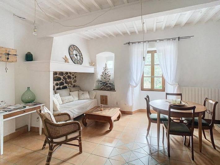 Location de vacances pour 5 personnes, avec terrasse ainsi que vue et jardin, animaux acceptés dans Val-d'Aigoual - 3