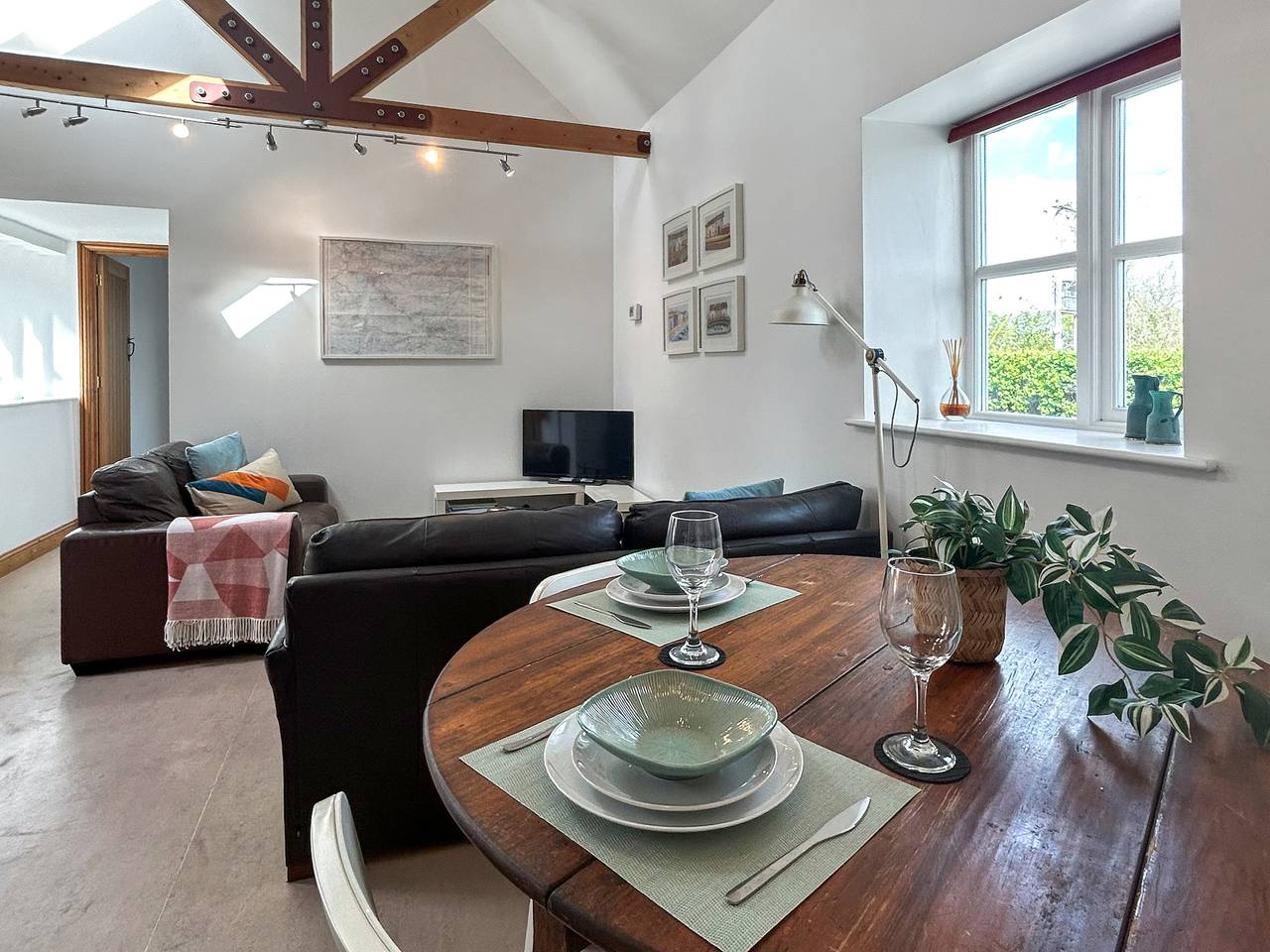 Noddingway Cottage in Weare, Somerset