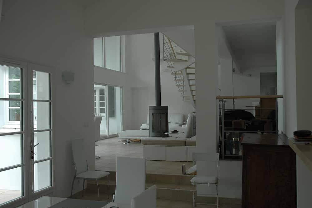 Architect house built in 2011 mountain view in Ascain, Bayonne region