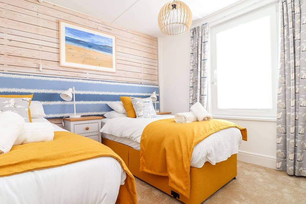 Mazey Cottage, pet friendly, country holiday cottage in Penzance in Penzance, Cornualles