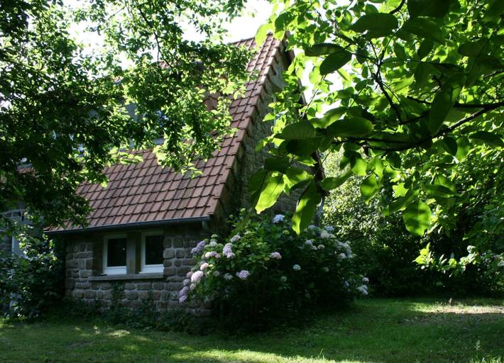Gîte pour 4 personnes, avec jardin à Saint-Maur-des-Bois