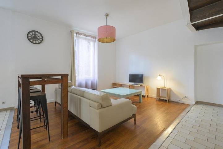 Location de vacances pour 4 personnes, avec terrasse, animaux acceptés à La Mulatière