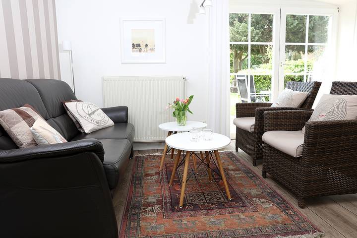 Ferienwohnung für 5 Personen, mit Terrasse und Garten sowie Sauna in Lemkendorf