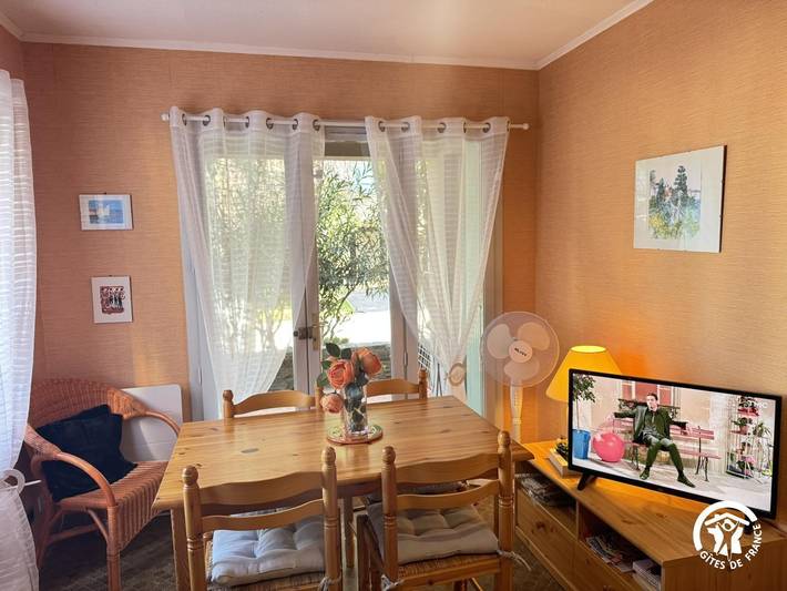 Gîte pour 4 personnes, avec Terrasse et Piscine à Collioure