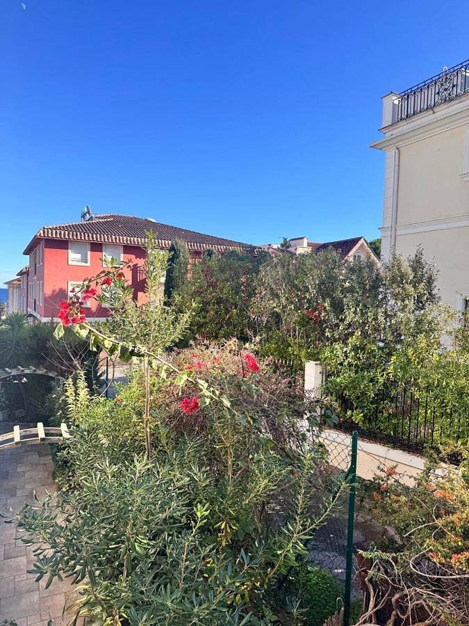 Ganze Wohnung, Studio in the center of Saint-Jean-cap-Ferrat in Saint-Jean-Cap-Ferrat, Mittelmeerküste (Frankreich)