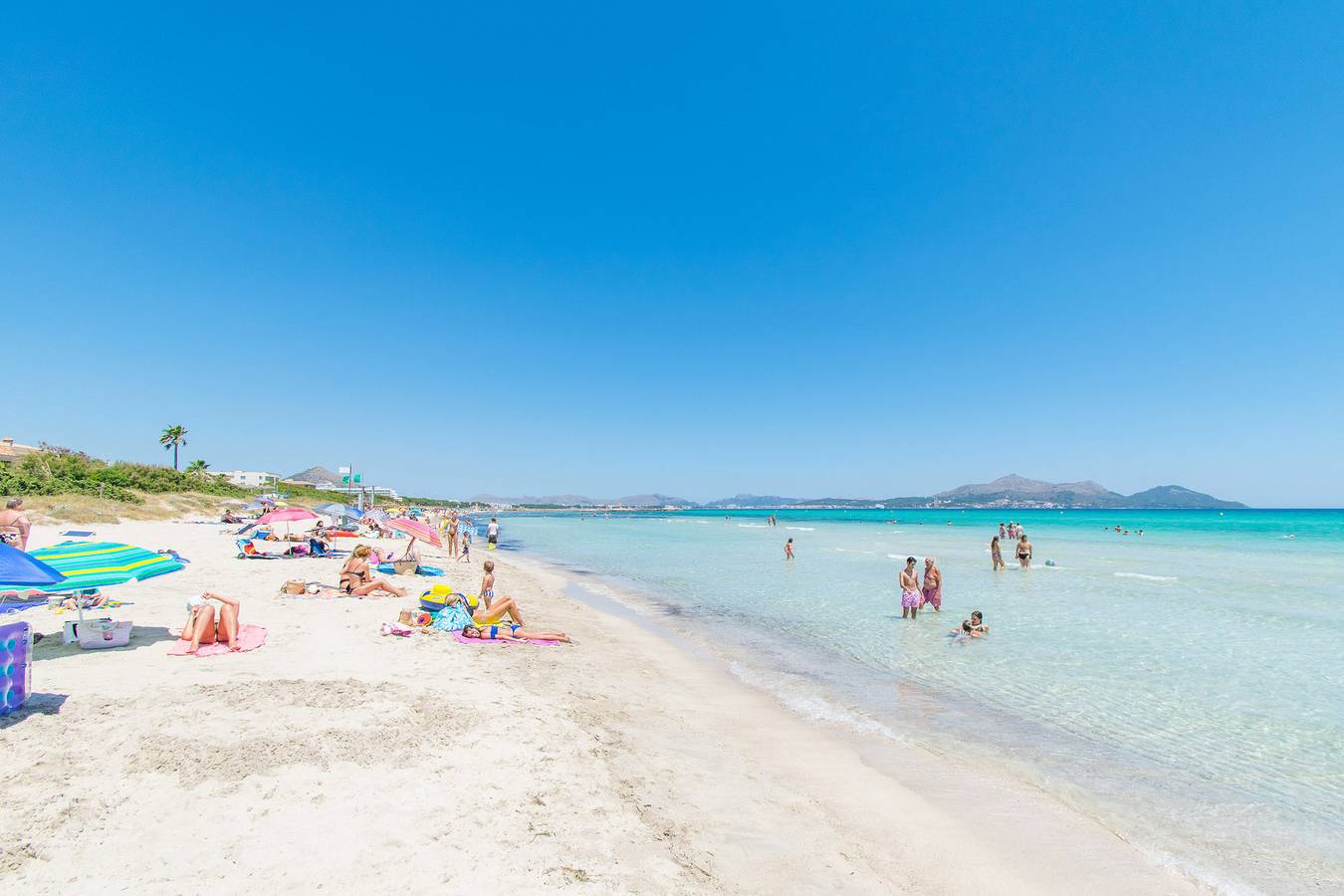 Ses Gavines für 6 in Alcudia bei 350 vom Strand mit Schwimmbad in Playa de Muro, Muro