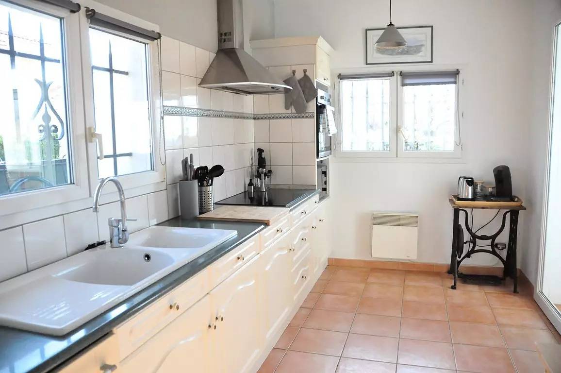 Ganze Wohnung, Große Wohnung T3 Meerblick, 40 Meter vom Strand in Narbonne Plage, Narbonne