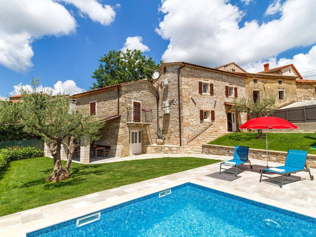 Villa Zoro Komfortable Ferienresidenz in Skropeti, Zentralistrien