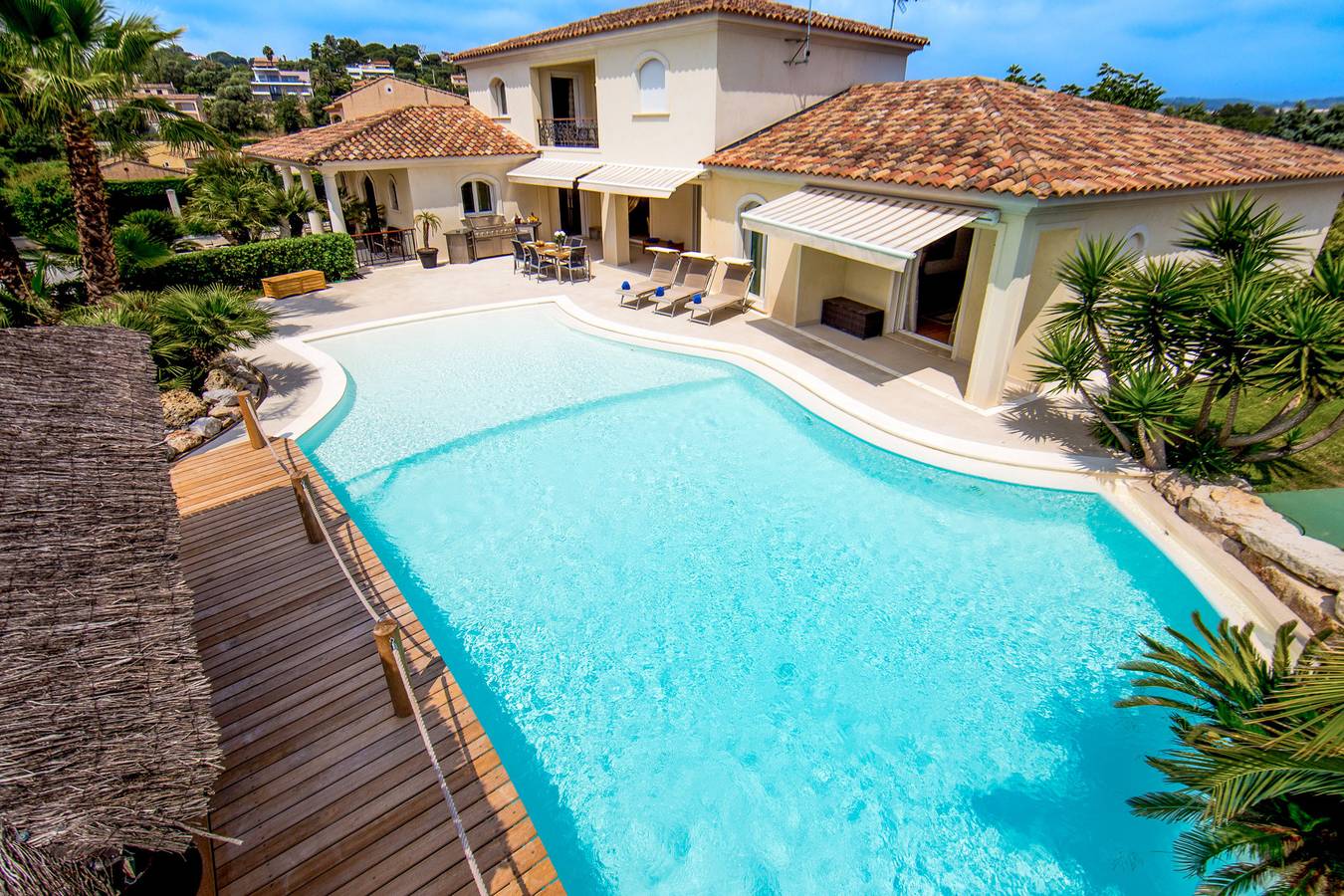 Family Villa with Pool & Leisure Activities in Antibes, Mediterranean Coast (France)