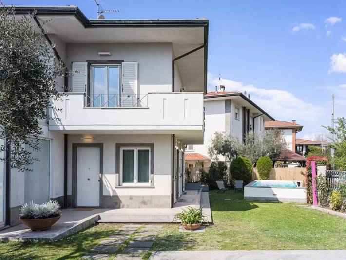 Villa für 6 Personen, mit Pool und Garten in Massa - 4