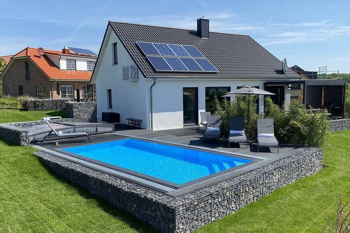 Villa mit pool für 8 Personen, mit Sauna und Garten in Schleswig-Holstein