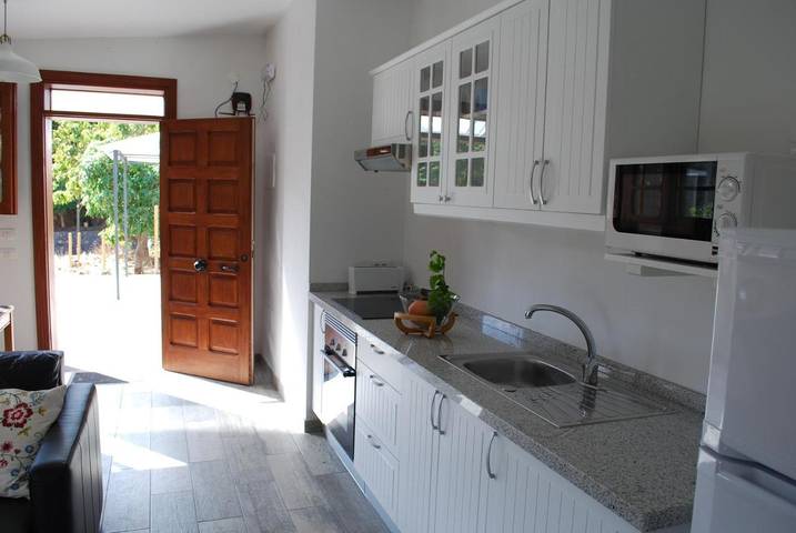 Casa de vacaciones para 3 personas, con jardín además de vistas y piscina en Santa Cruz de Tenerife - 3