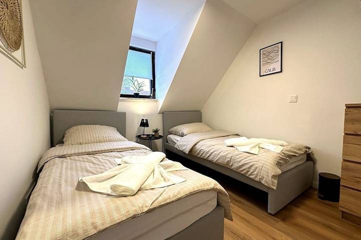 Reihenhaus in Lüneburg für Teams | 5 Schlafzimmer | bis 10 Betten in Lüneburg, Nordheide