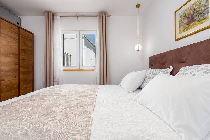 Villa pour 8 personnes, avec jardin et balcon à Sali - 3
