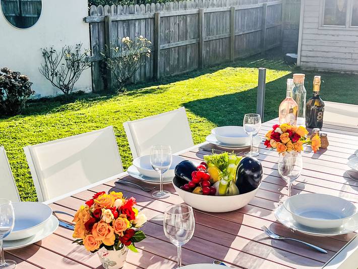 Maison de vacances pour 8 personnes, avec terrasse ainsi que jacuzzi et jardin, animaux acceptés - 1