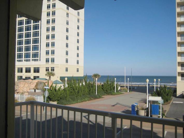 Hotel para 2 personas, con piscina además de vistas y jardín - 1