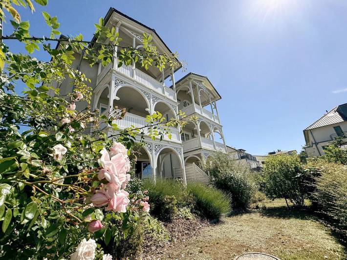 Ganze Ferienwohnung, Mr: Villa Wilhelmine Whg. 03 Kreidezimmer mit Balkon - Villa Wilhelmine Whg. 03 Kreidezimmer mit Balkon in Sellin, Rügen