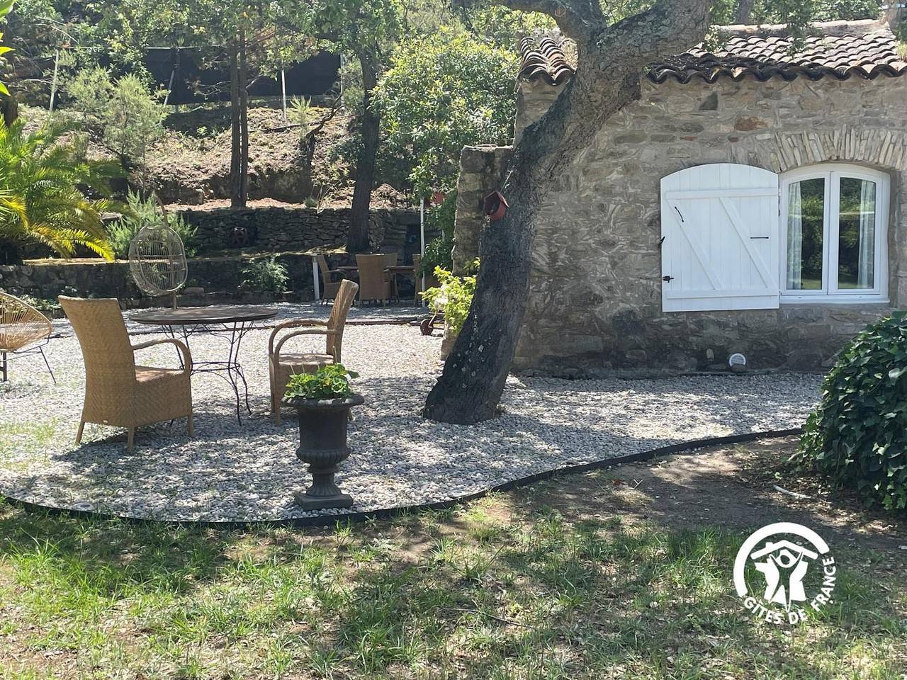 Gîte für 4 Personen mit Terrasse in Sorède, Céret und Umgebung