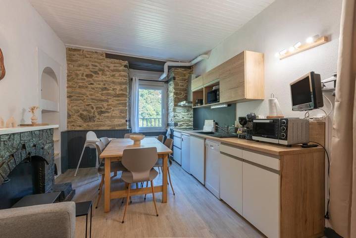 Gîte pour 6 personnes, animaux acceptés dans Office De Tourisme Des Eaux Bonnes - 4