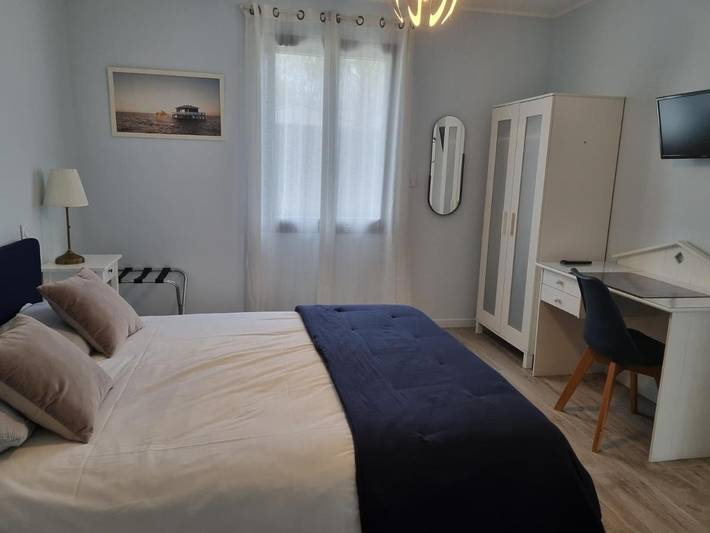 Gîte pour 2 personnes, avec piscine ainsi que jardin et vue à Saint-Médard-d'Eyrans - 2