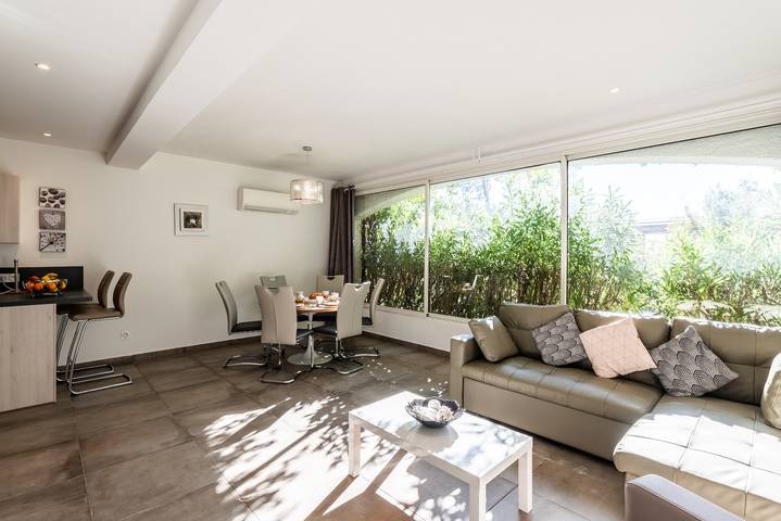 Apartamento entero, Les Arcades de Cala Rossa - Maison lumineuse proche mer in Cala Rossa, Lecci