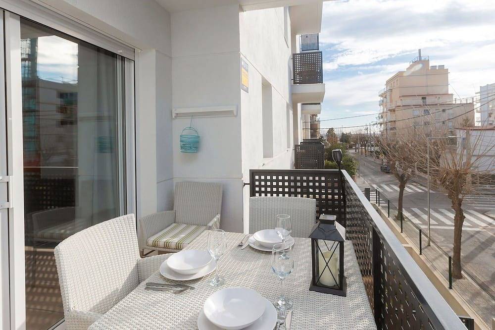 Ganze Wohnung, Herrliche Wohnung für 4 Leute mit Pool,  W-Lan, Klimaanlage, Tv, Balkon und Parkplatz in Segur de Calafell, Calafell