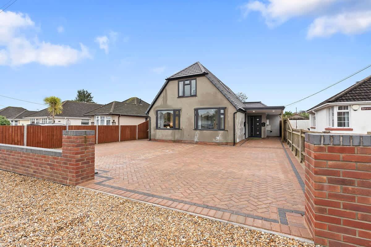 Southampton Getaway | Huge Home + Garden Sleeps 10 in Hampshire