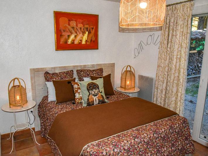 Location de vacances pour 9 personnes, avec jardin ainsi que vue et piscine à Mons (Var) - 3