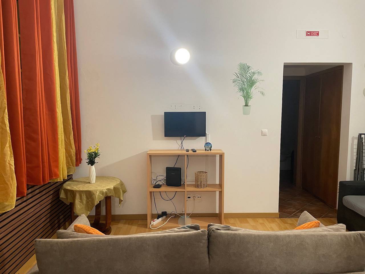 Hel lejlighed, Apartment 'Centro De Furnas T1' with Wi-Fi in São Miguel Island, Furnas