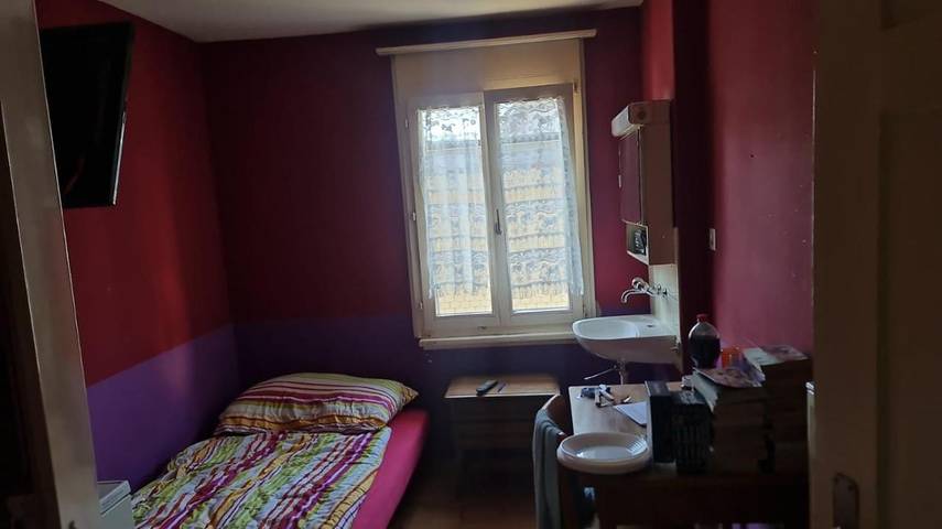 Hôtel pour 26 personnes, avec Terrasse et Jardin