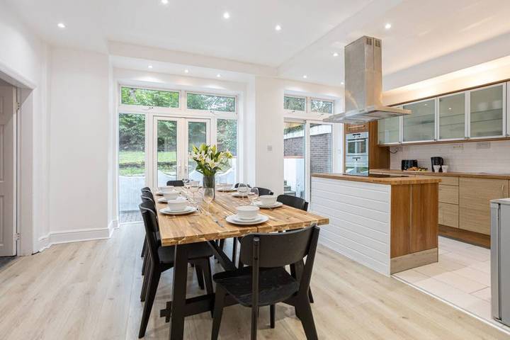 Location de vacances pour 10 personnes, avec jardin à Bury - 3