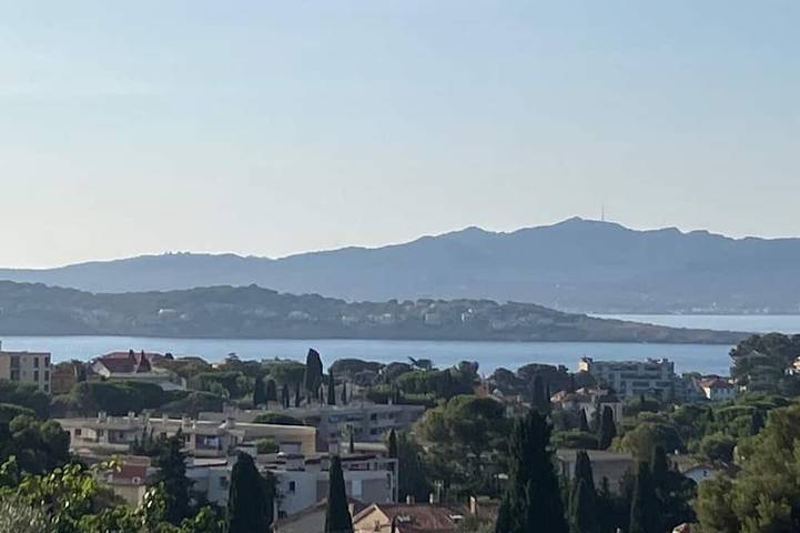 Ferienhaus für 6 Personen, mit Pool und Garten, mit Haustier in Bandol