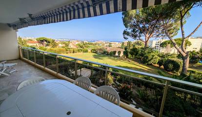 Appartement De Vacances pour 4 Personnes dans Vallauris, Région de Cannes, Photo 3