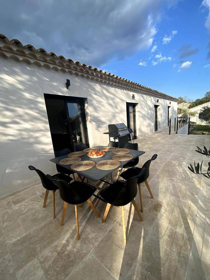 Three-Bedroom House in Garrigues-Sainte-Eulalie, Nimes und Umgebung