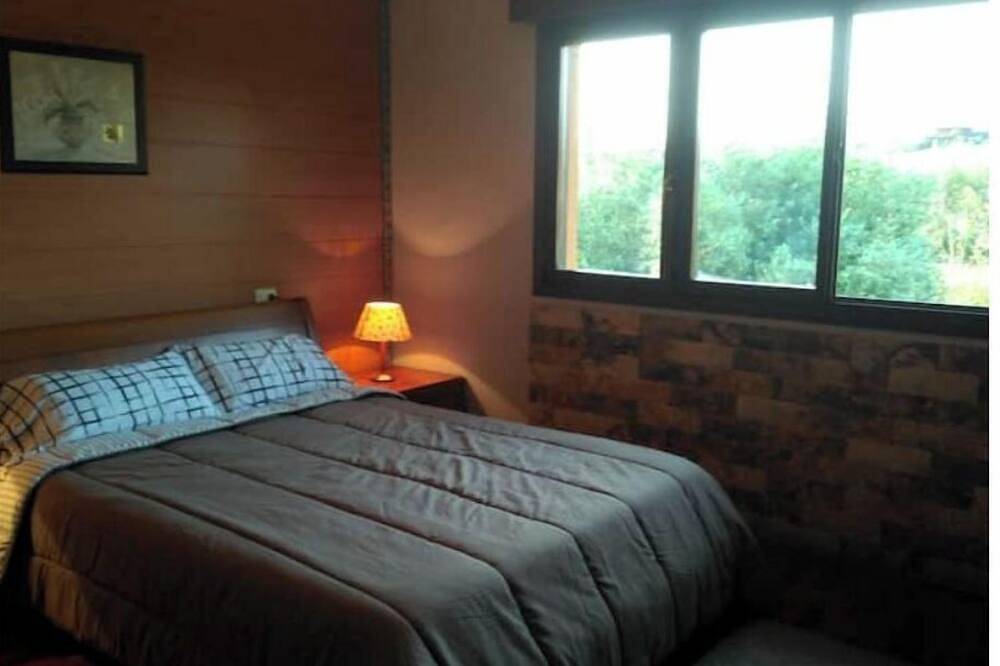 Heated Swimming Pool (all year round) 2 km Ñora beach, 9 Gijón- barbecue, fireplace in Quintueles, Villaviciosa