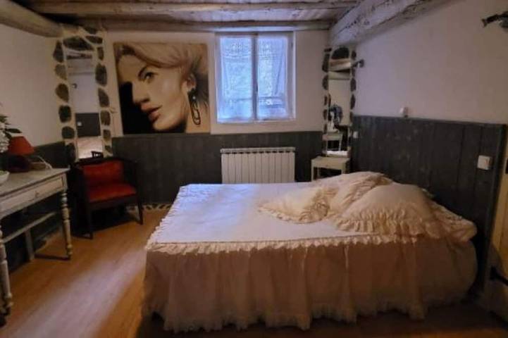 Gîte pour 3 personnes, avec terrasse à Nohèdes - 2