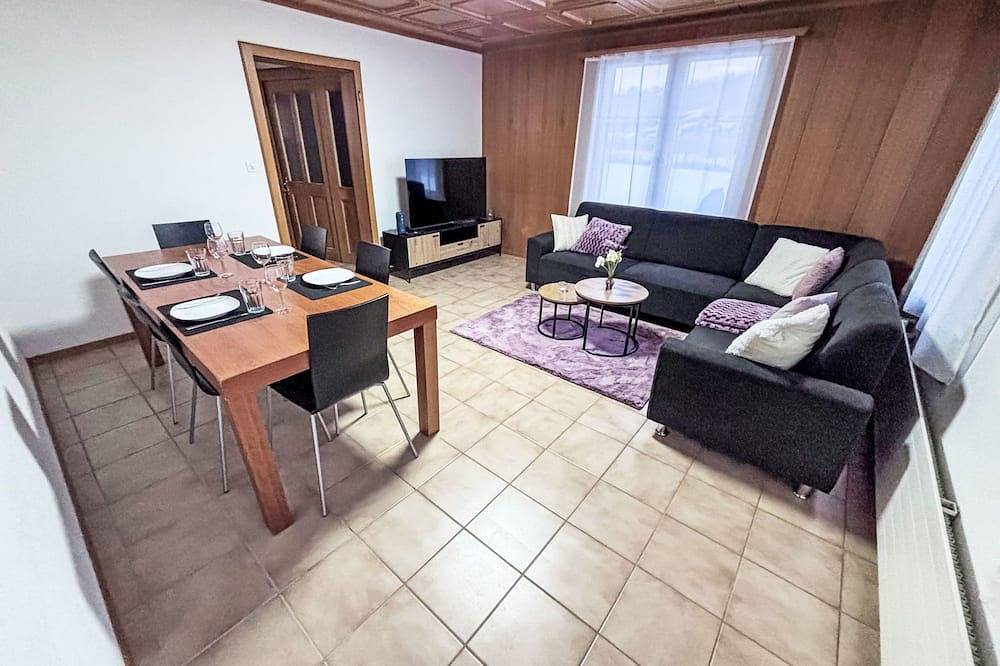 Ganze Wohnung, Gemütliche Ferienwohnung in ruhiger Lage in Ebnat-Kappel, Zürich Voralpen