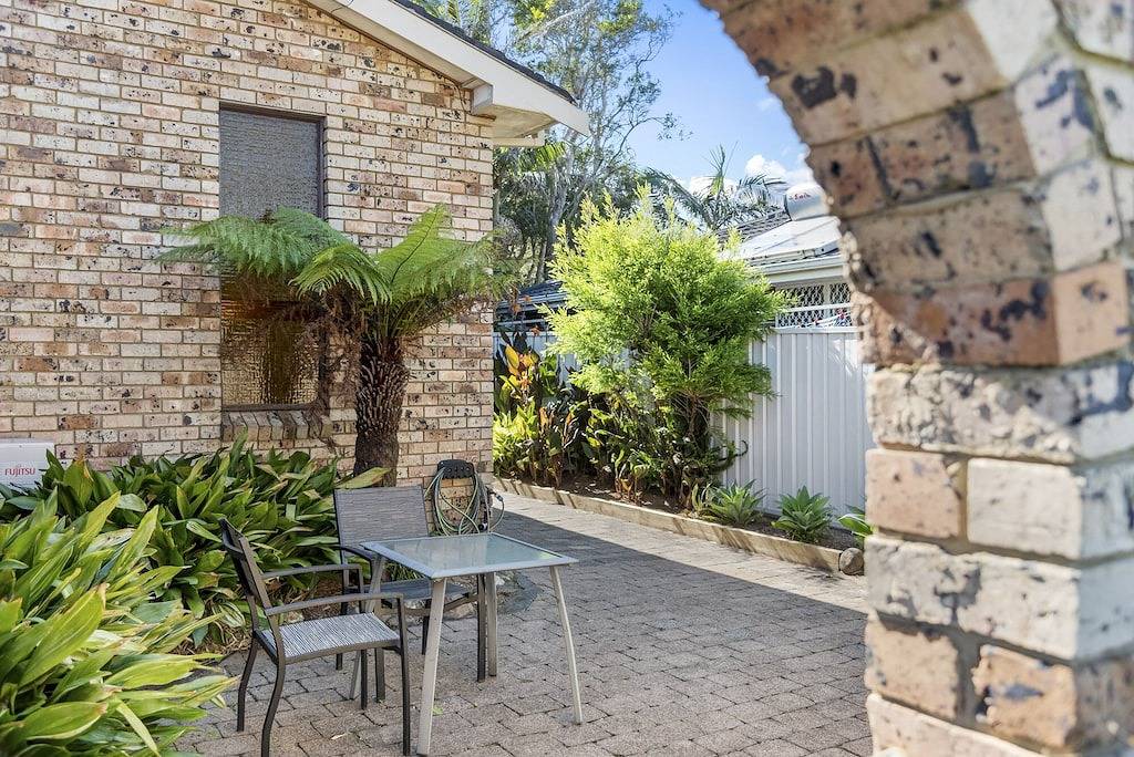 Two minute walk to Jones Beach and 10 minute stroll to Minnamurra River in Illawarra, New South Wales