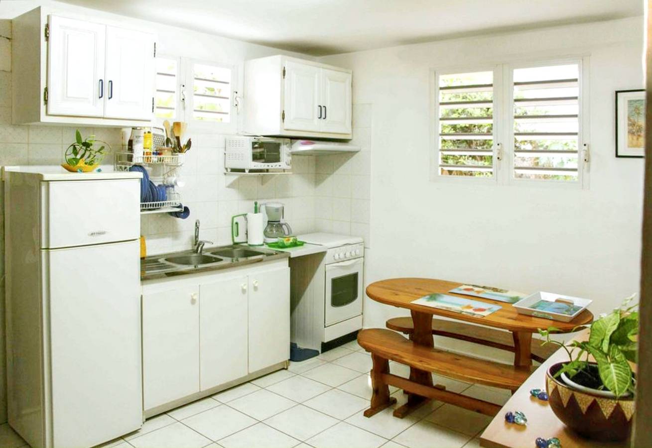 Entire apartment, Exquisite Apartment in Baie-Mahault, 40m² with Lovely Garden in Baie-Mahault, Guadeloupe (Caribbean)