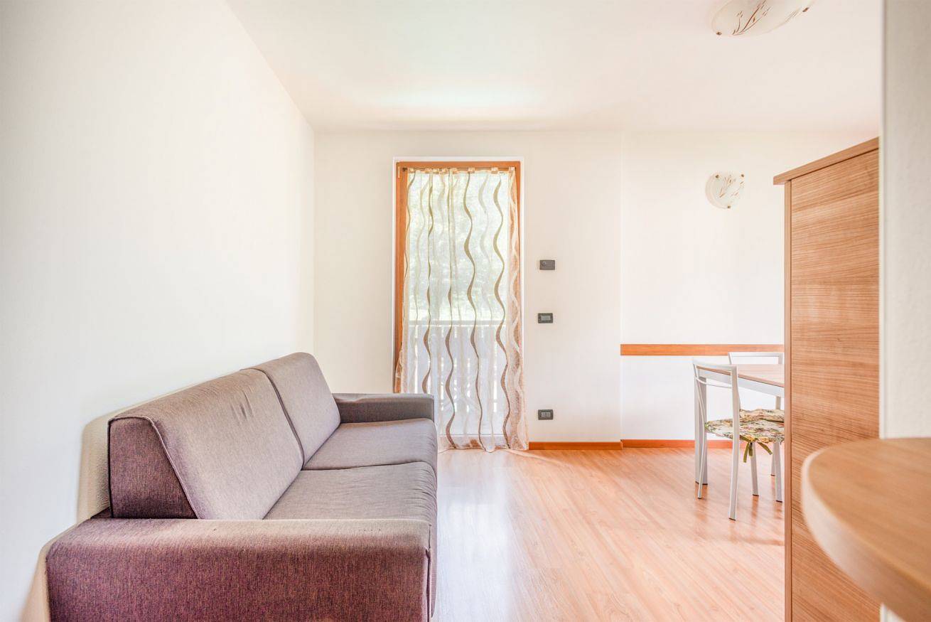 Ganze Wohnung, Residence Toli Pool mit beheizter Pool 30° in Pieve di Ledro, Ledro