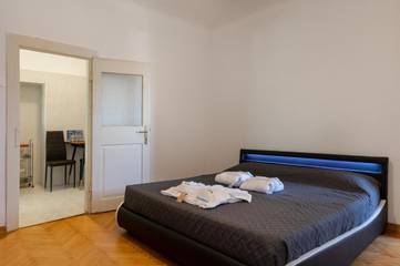 Ferienwohnung für 6 Personen, mit Garten und Ausblick in Triest