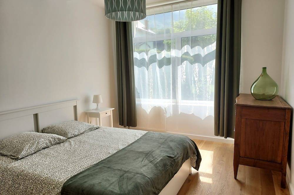Appartement entier, Appartement rénové, moderne au coeur de la station thermale! in Vaulnaveys-le-Haut, Isère
