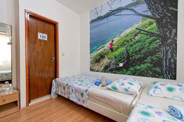 Matana Pomena - S3 Budget Zweibettzimmer in Pomena, Mljet