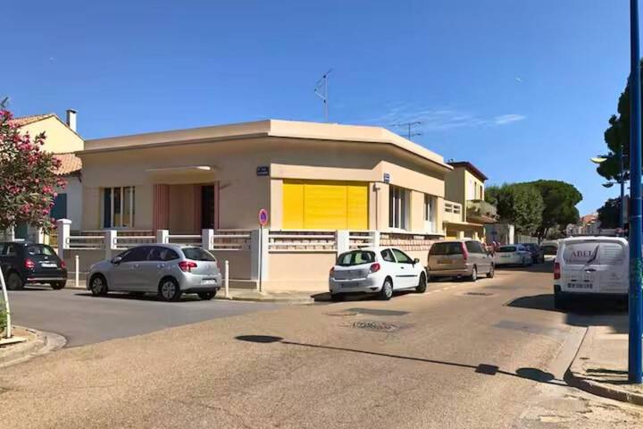 Villa pour 8 personnes, avec vue et terrasse, animaux acceptés au Le Grau-du-Roi