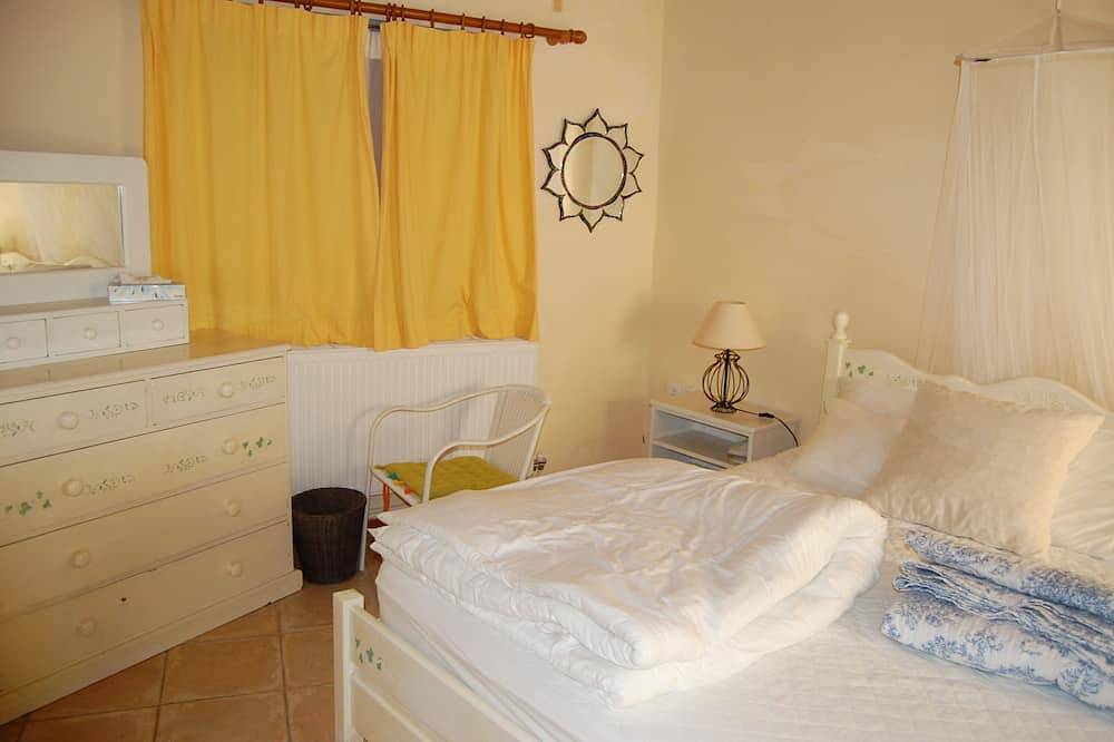 Olive Pickers Sleeps 5 (2 chambres) in Agios Pavlos (Canée), Vámos
