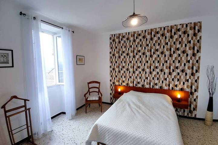 Location de vacances pour 7 personnes, avec balcon, animaux acceptés à Saint-Alban-Auriolles - 4