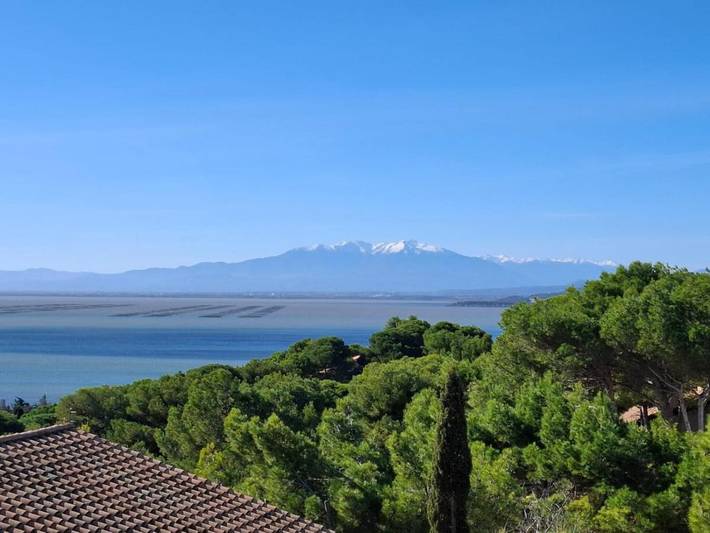 Location de vacances pour 8 personnes, avec vue à Salses-le-Château